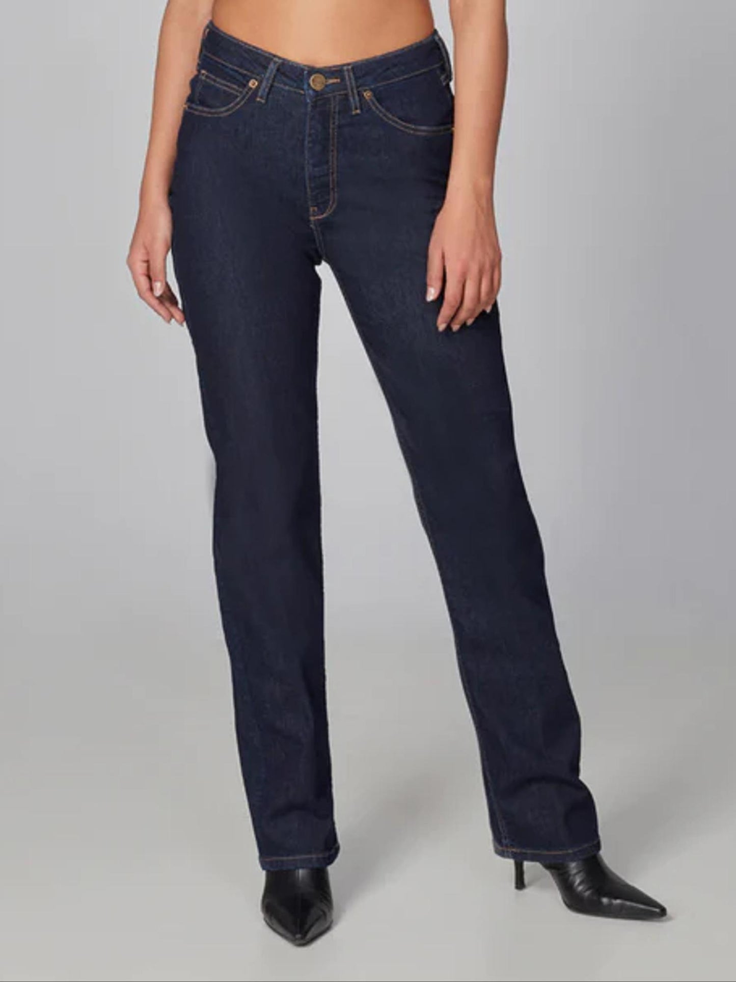 Lola Jeans - Denver High Rise Straight Jeans - Sz 28