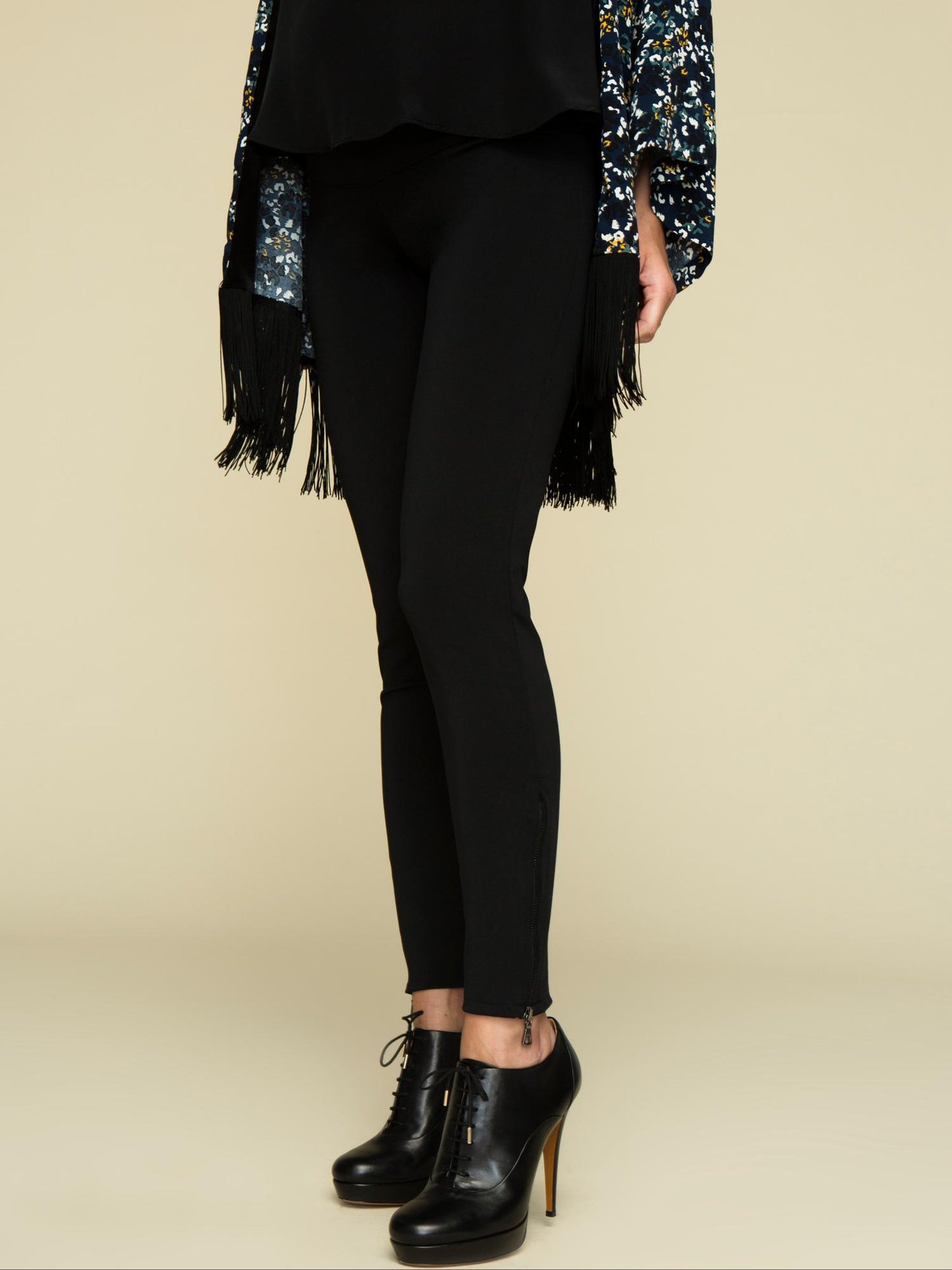 Reconnect - Chelsea High Waist Zipper Ankle Maternity Legging - Sz MM