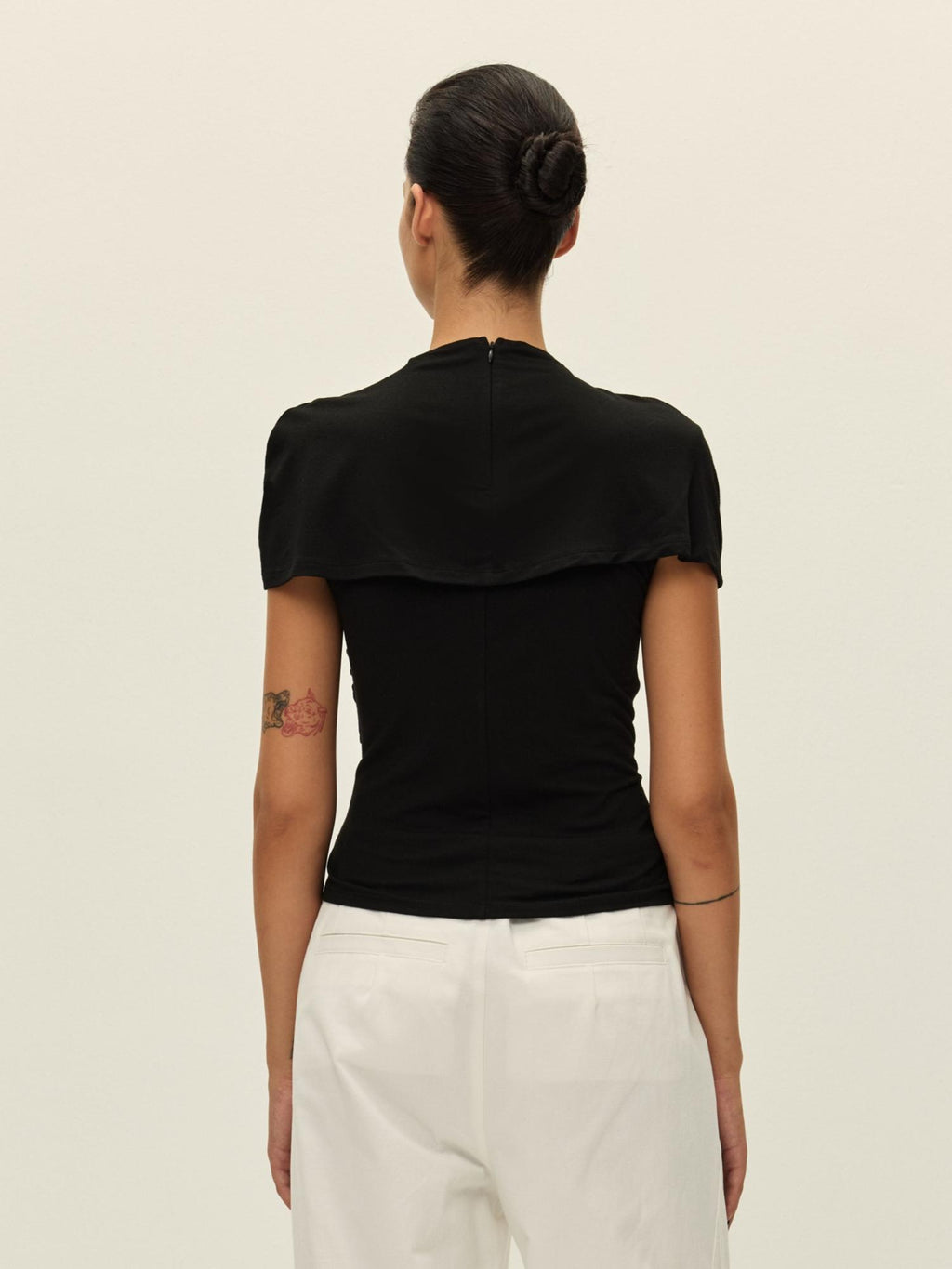 Elodie - Maisie Slash Short Sleeve Top - Sz S