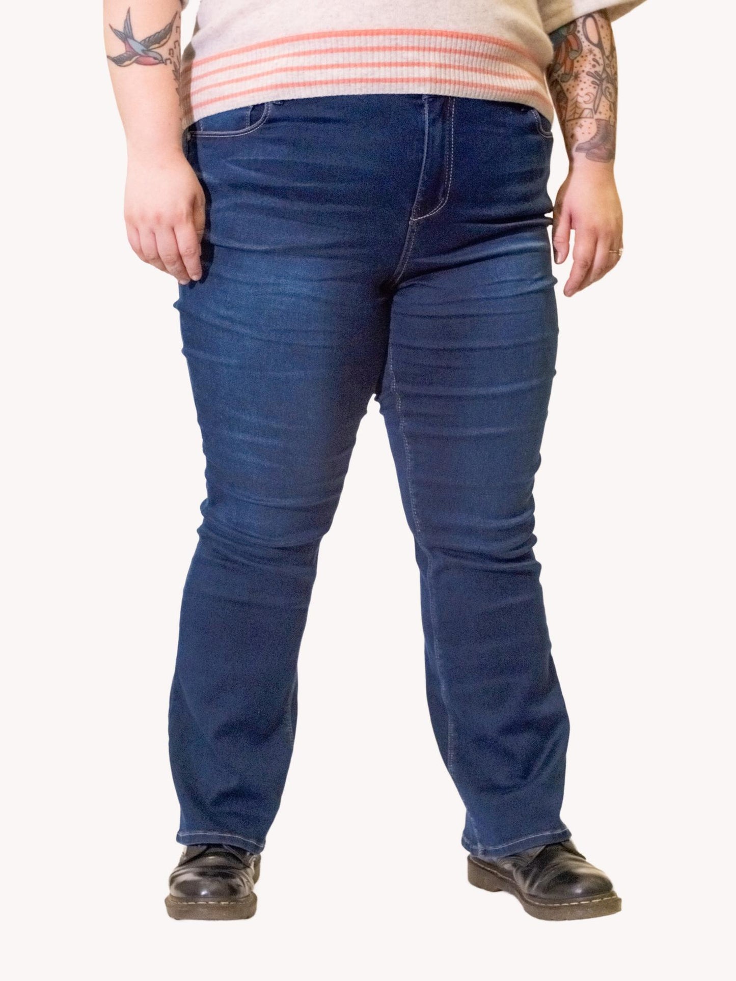 1822 Denim - High-Rise 31" Butter Slim Bootcut Jeans - Sz 20W